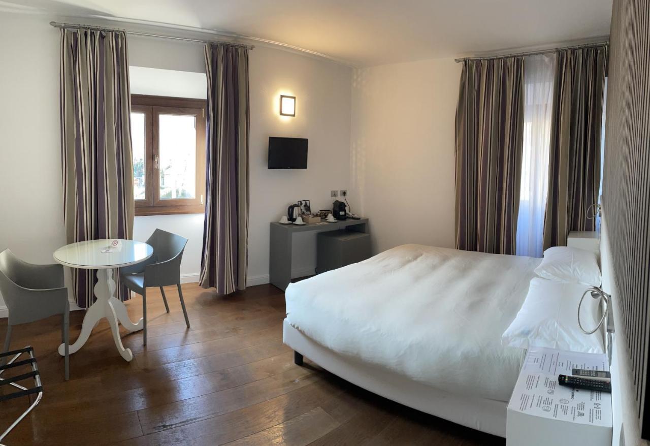 Hotel Il Vecchio Borgo Relais à Côme Extérieur photo