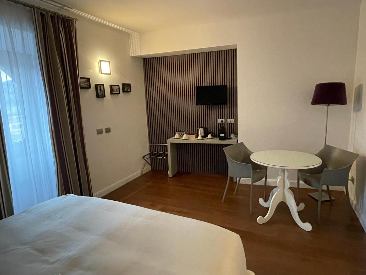 Hotel Il Vecchio Borgo Relais à Côme Extérieur photo