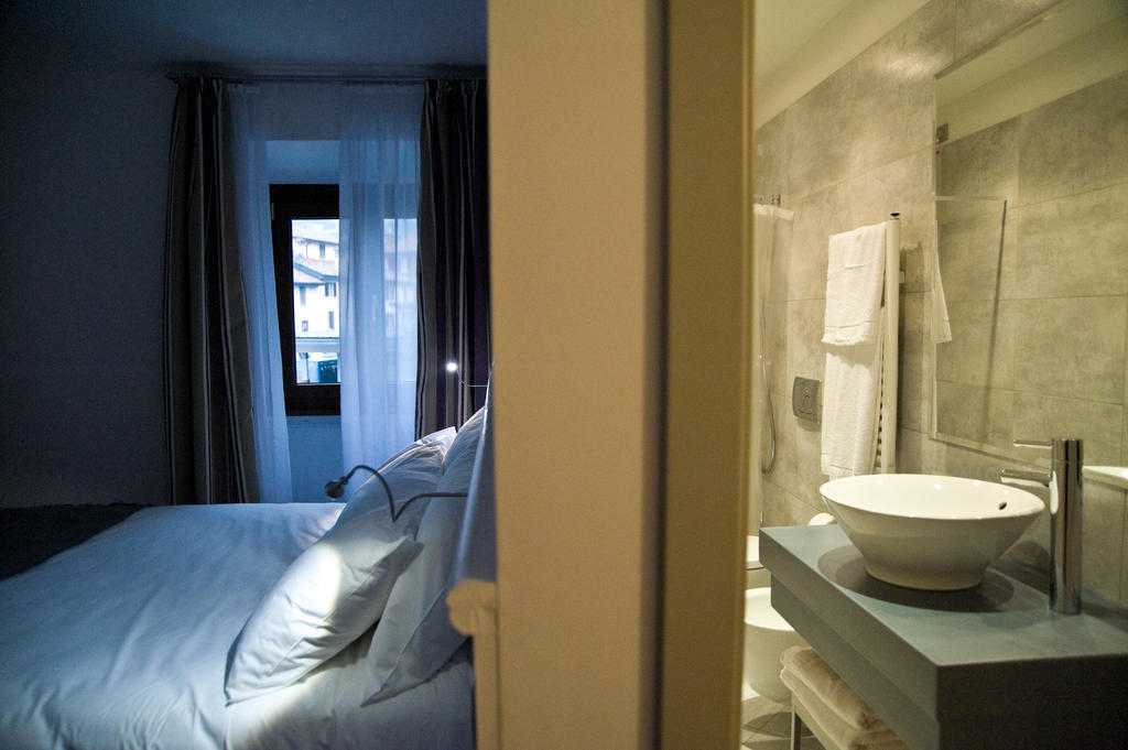 Hotel Il Vecchio Borgo Relais à Côme Chambre photo
